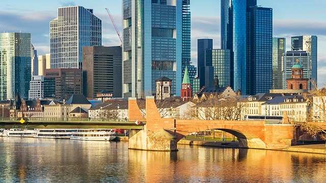 德国双元制职业教育学校-DHGS柏林健康与运动学院