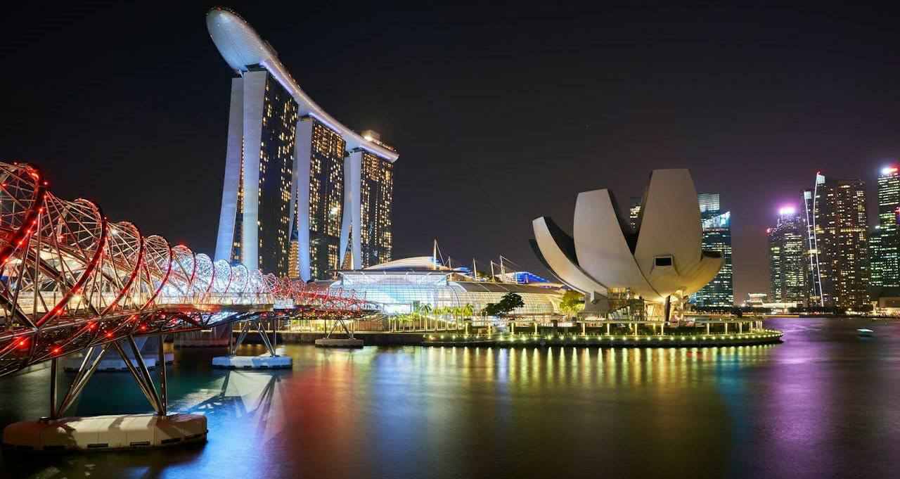 新加坡投资移民GIP政策解读-滨海湾金融中心商务办公区实景